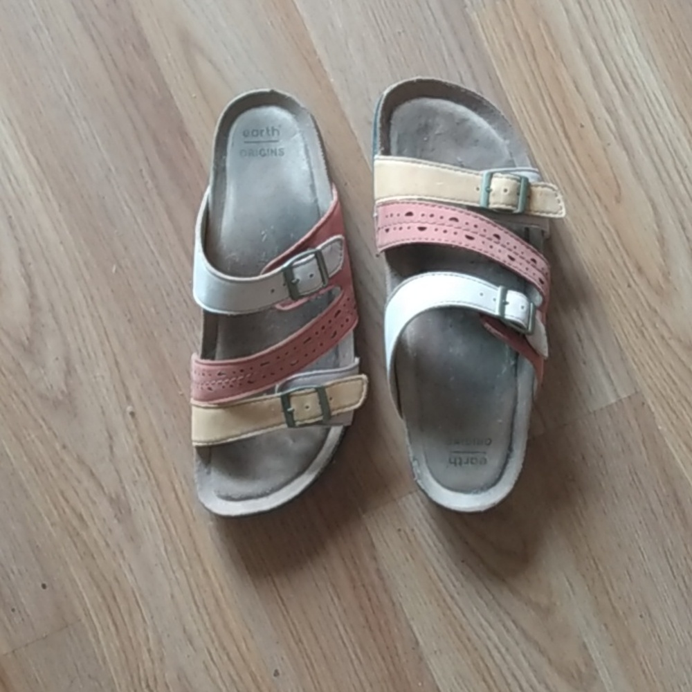 Sandals - Picture 5 of 5